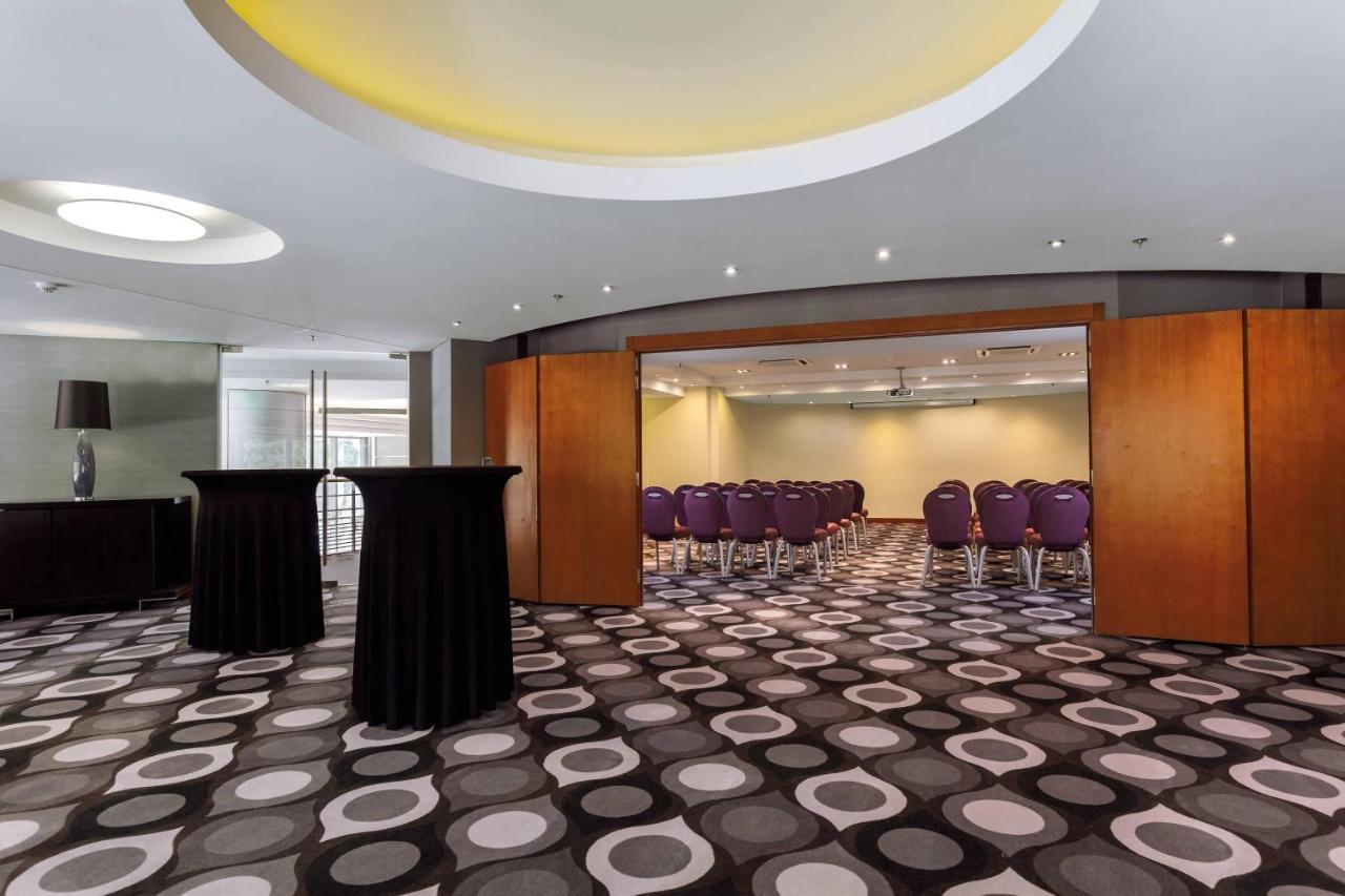 Sheraton Bucharest Hotel Exterior foto Meeting room